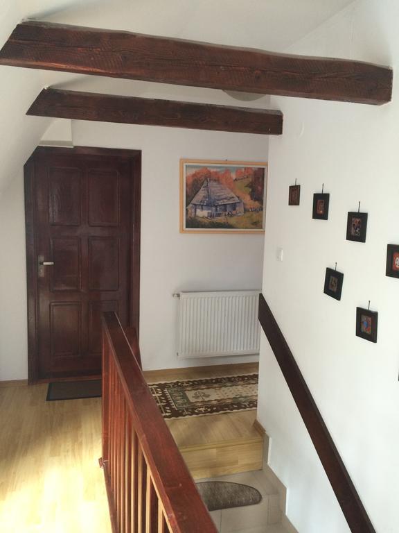La Mos Pavel Hotel Noslac Екстериор снимка