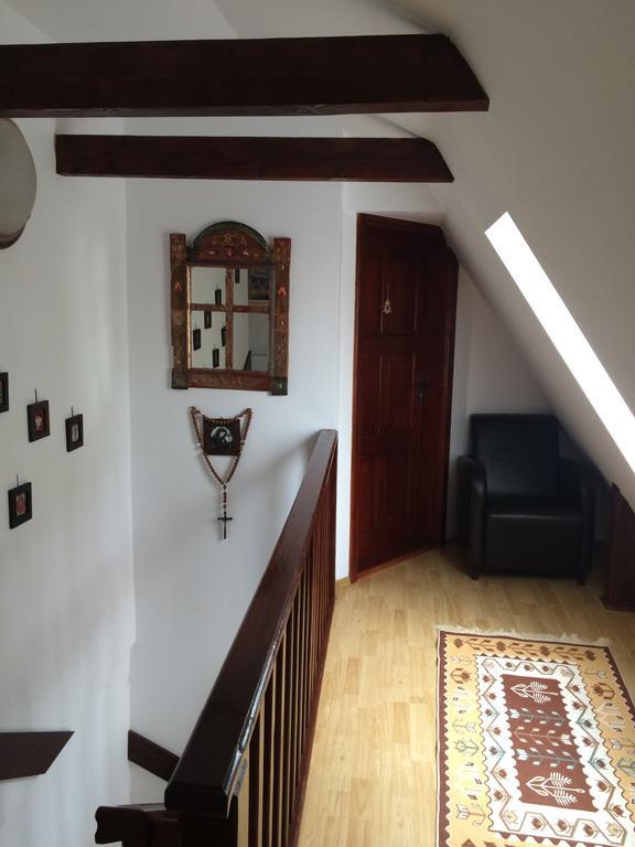 La Mos Pavel Hotel Noslac Екстериор снимка
